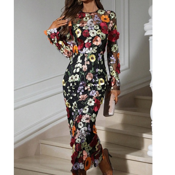 Classic Floral Applique Semi Sheer Fitted Long Sleeve Dress - Picture 2 of 4